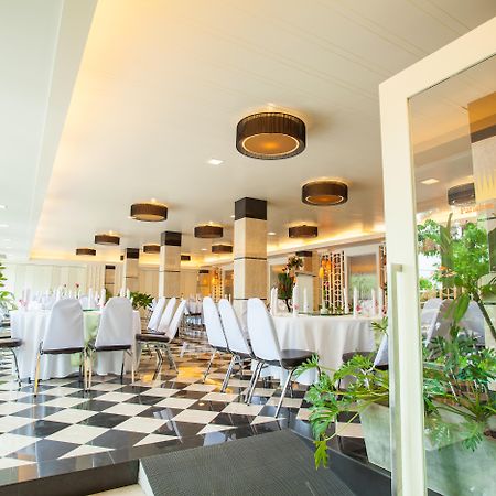 Paradise Hotel Udonthani Ngoại thất bức ảnh
