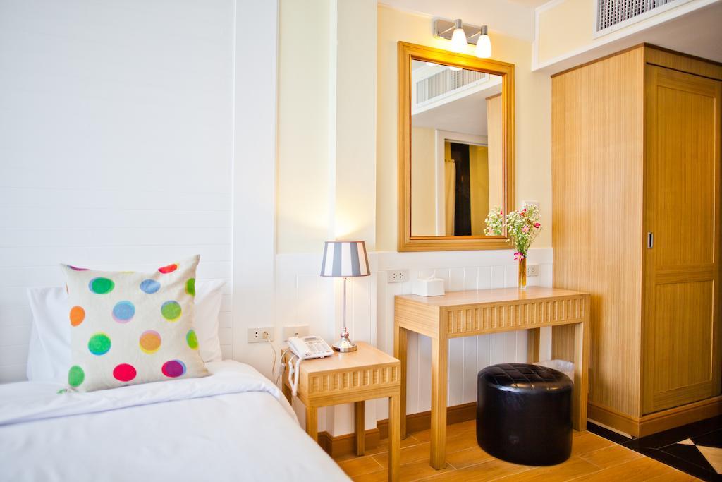 Paradise Hotel Udonthani Ngoại thất bức ảnh